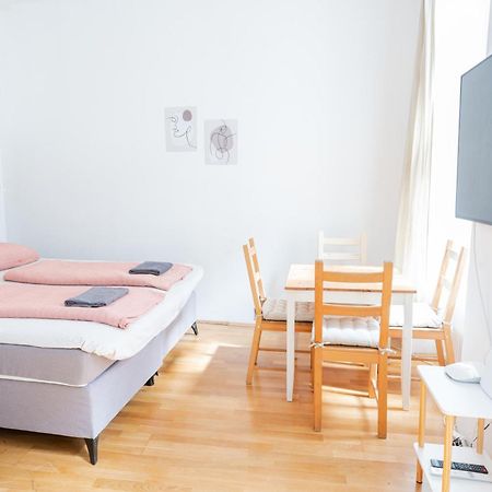 Vienna City Apartment Erlachgasse Bagian luar foto